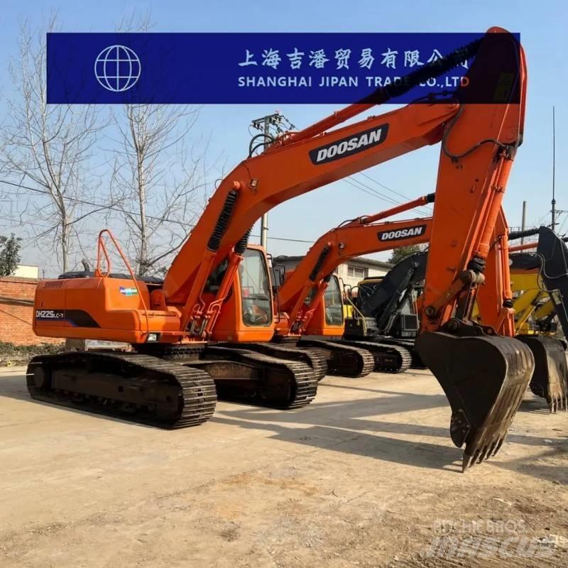 Doosan DH 225 LC-7 Pelle sur chenilles