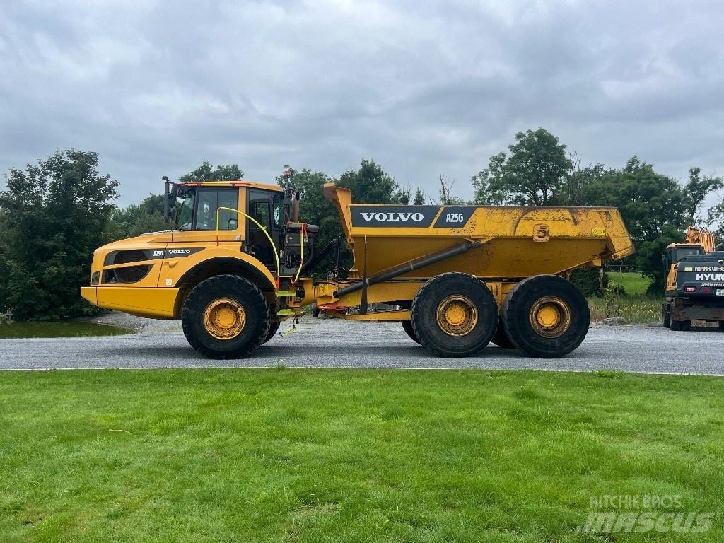 Volvo A 25 G Tombereau articulé