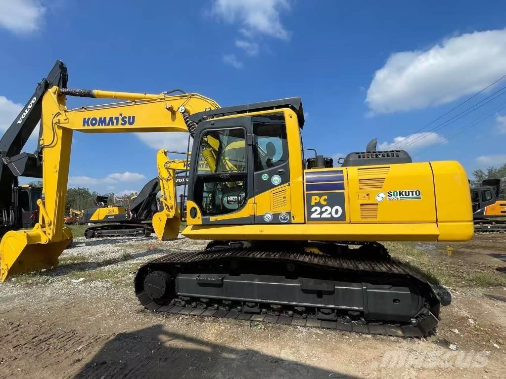 Komatsu PC 220 Pelle sur chenilles