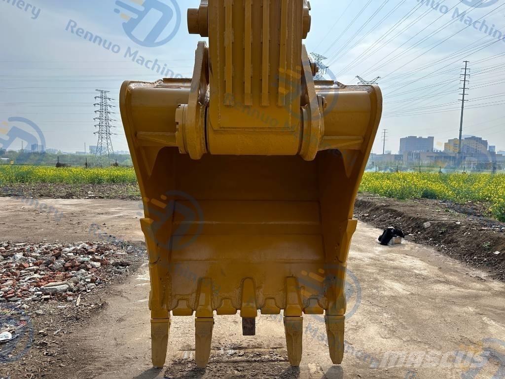 CAT 349 D2L Pelle sur chenilles