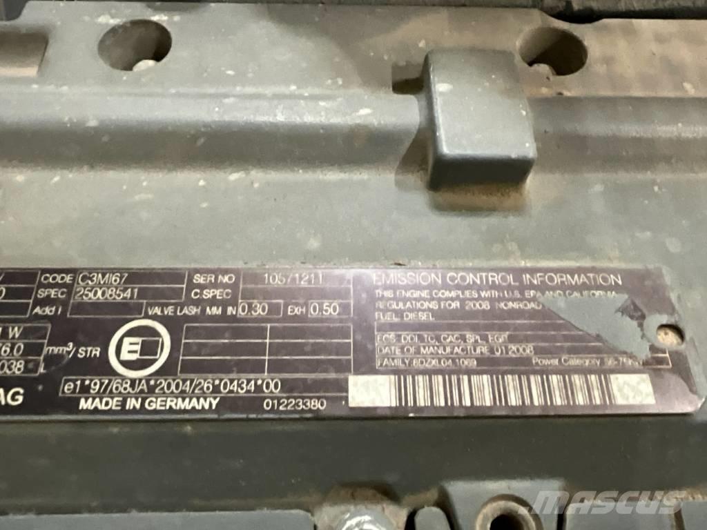 Terex TW 85 Pelle sur pneus