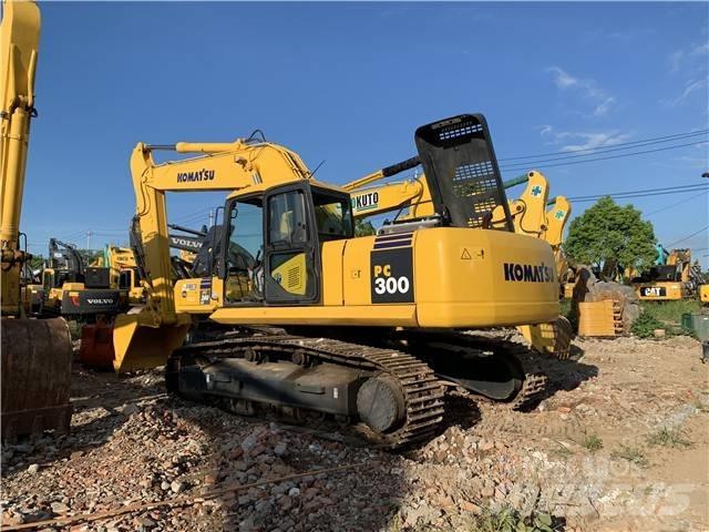 Komatsu PC300-7 Pelle sur chenilles