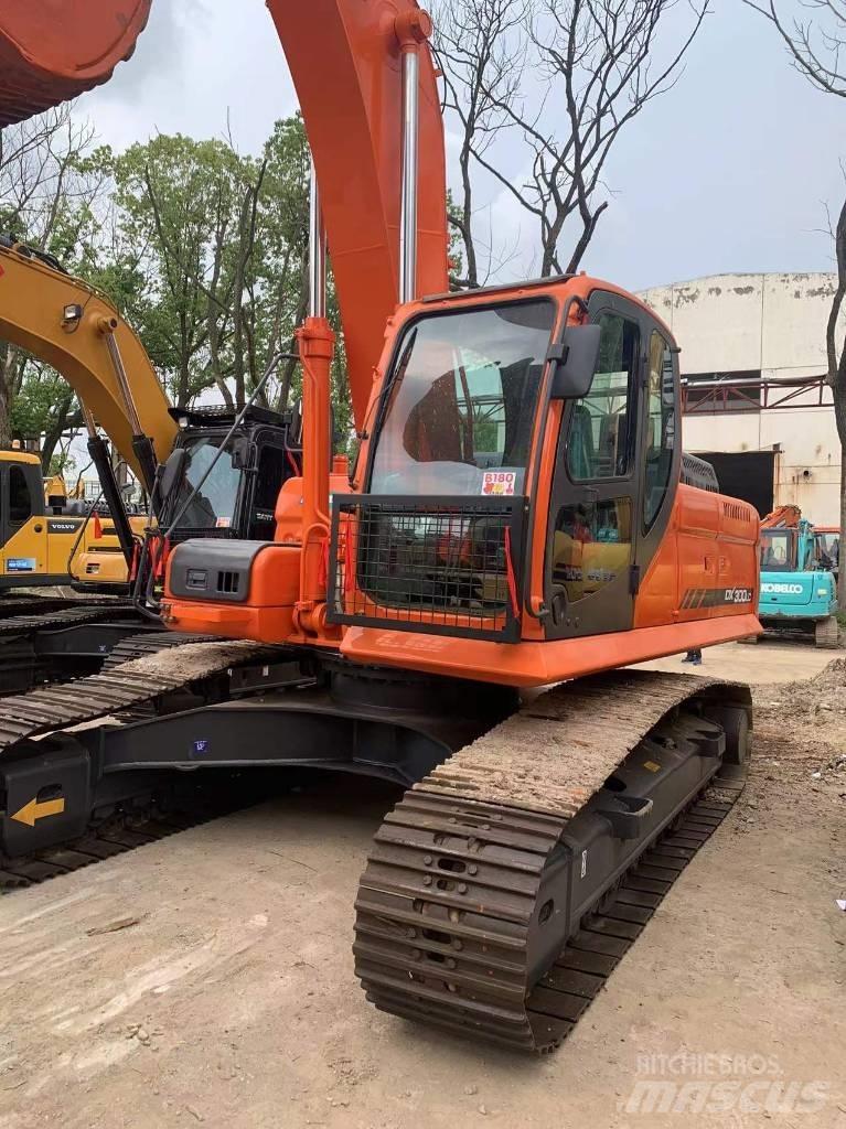 Doosan dx300 Pelle sur chenilles