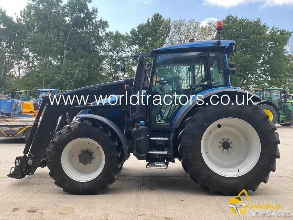 Valtra G 135 Tracteur