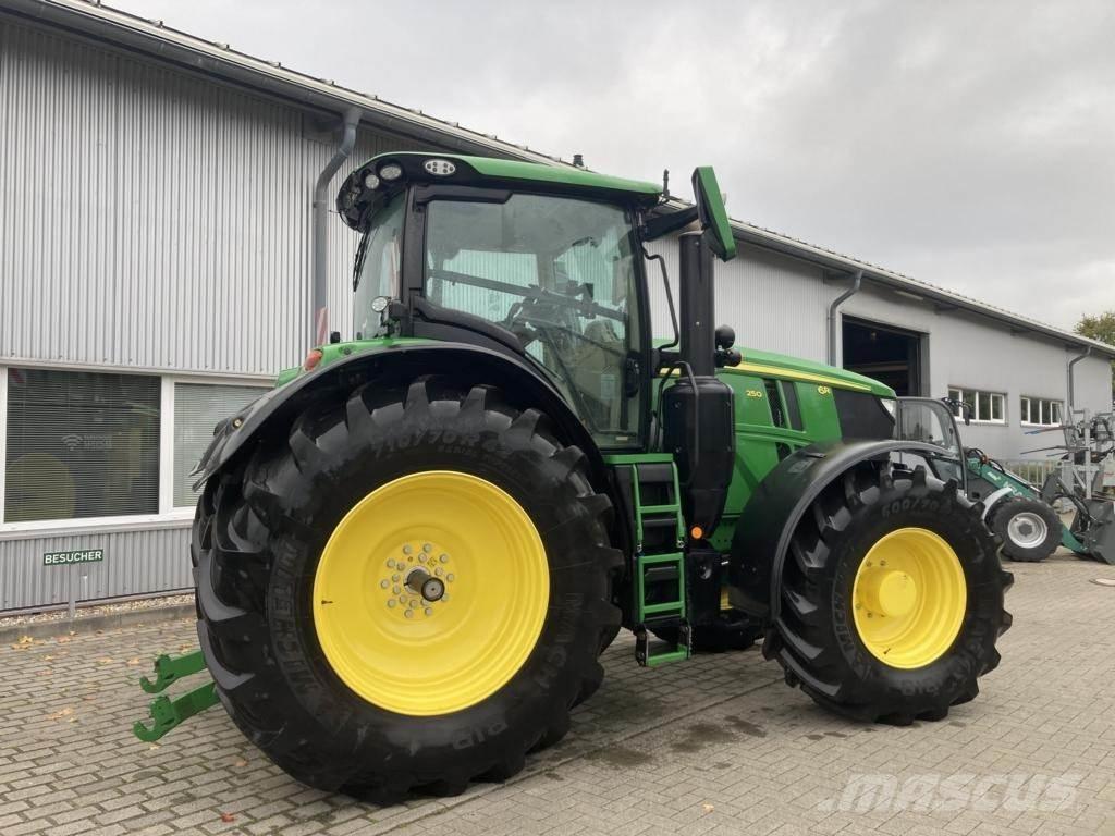 John Deere 6R250 Tracteur