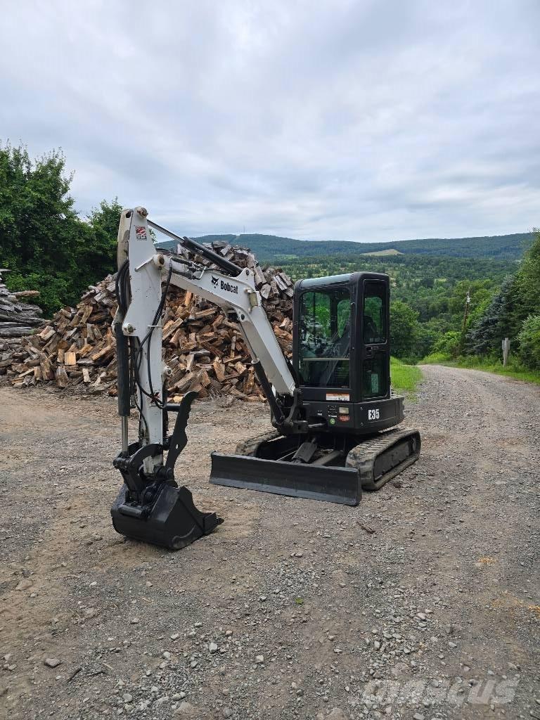 Bobcat E 35 Mini pelle < 7t