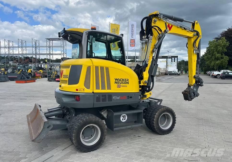 Wacker Neuson EW 65 Pelle sur pneus