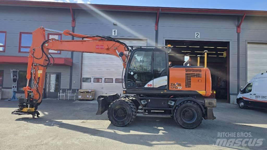 Hitachi ZX 170 W-5 Pelle sur pneus