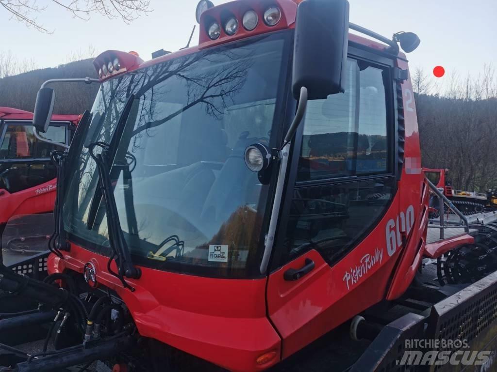 Kässbohrer PB 600 Dameuse
