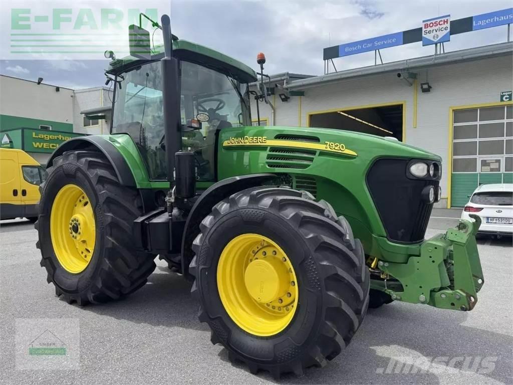 John Deere 7920 Tracteur