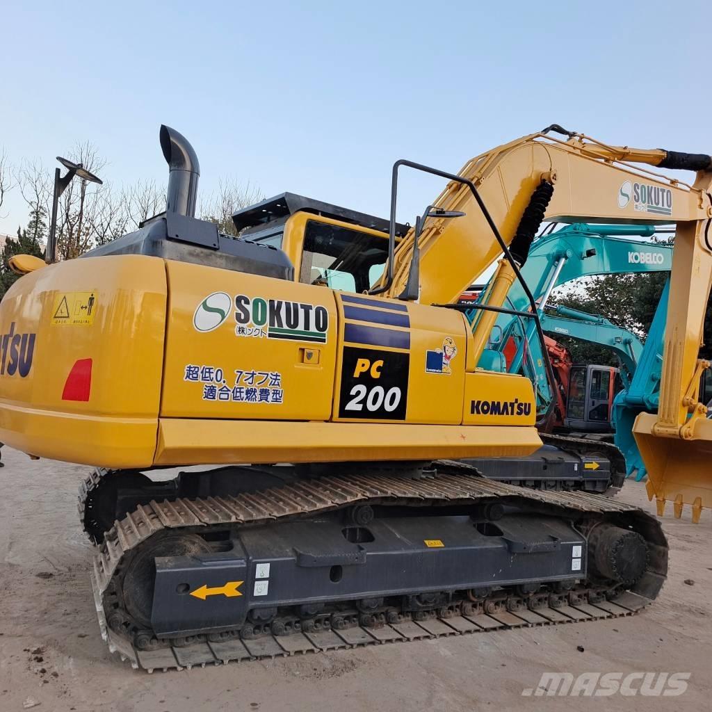 Komatsu PC 200-7 Pelle sur chenilles