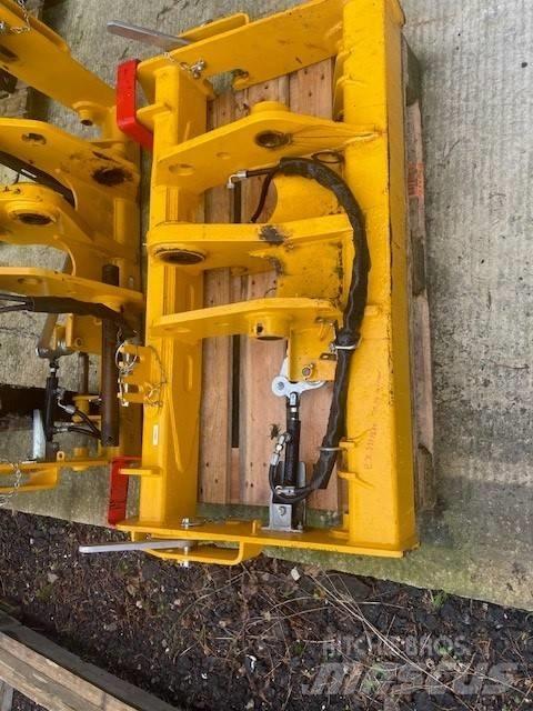 JCB QFIT HEADSTOCK Autres équipements de chargement et de levage