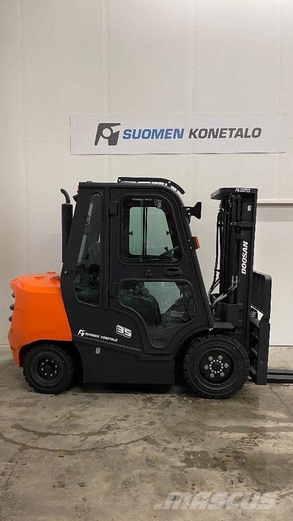 Doosan D35NXP Chariots diesel