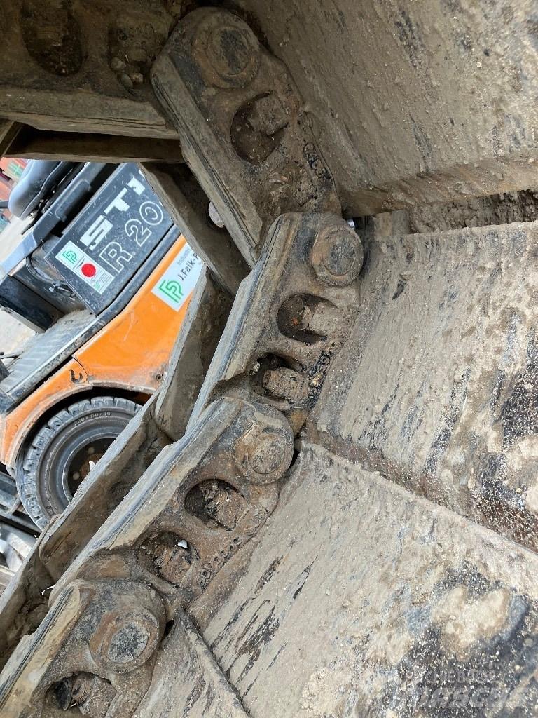 CAT 326 Pelle sur chenilles