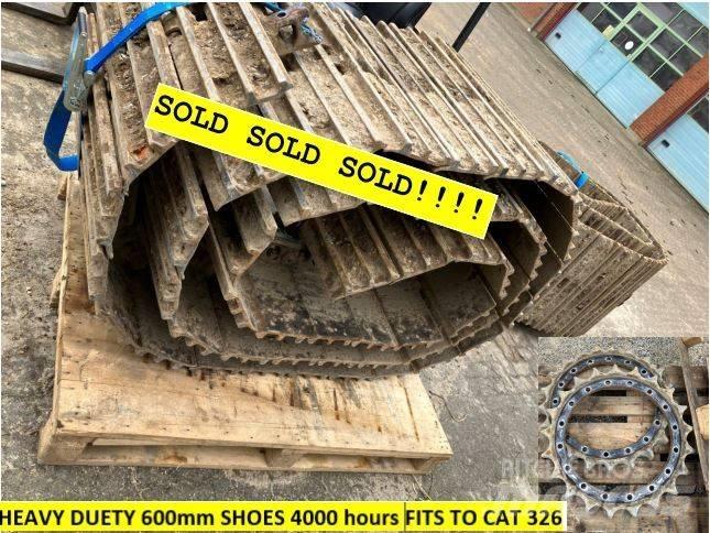 CAT 326 Pelle sur chenilles