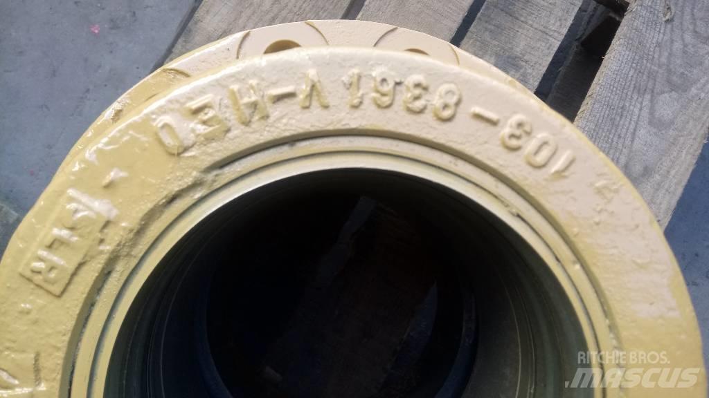 CAT 385 Hydraulique