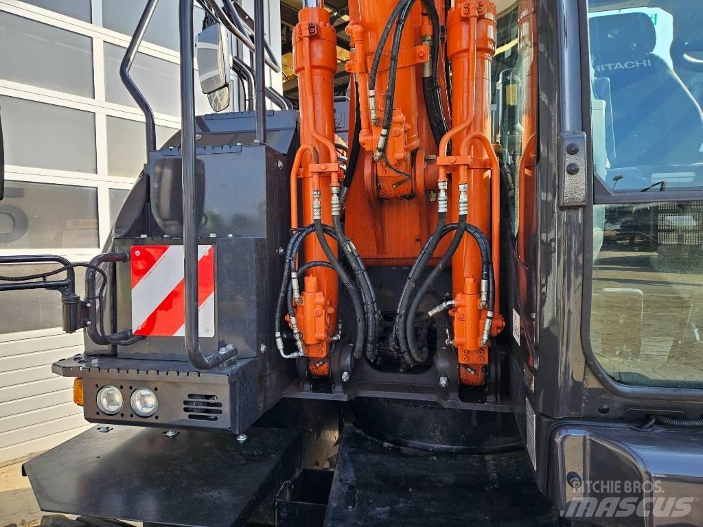 Hitachi ZX150W-7 Pelle sur pneus