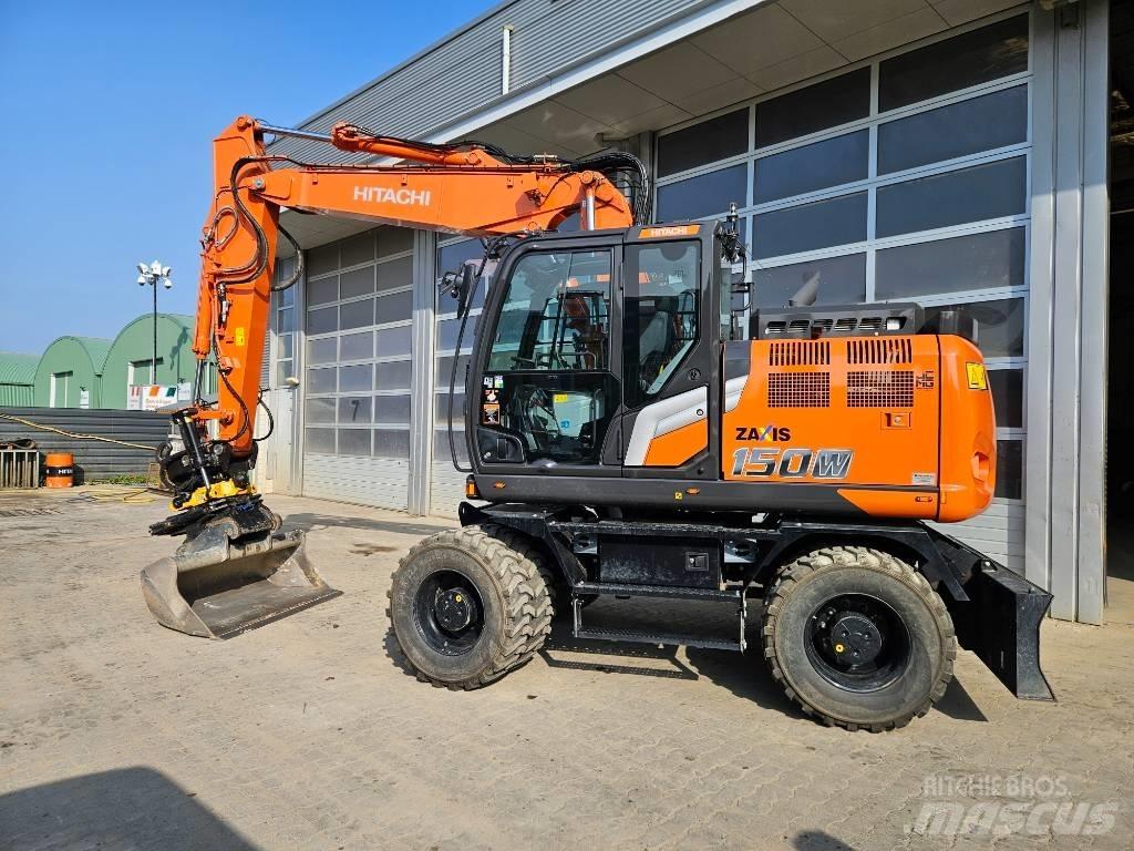 Hitachi ZX150W-7 Pelle sur pneus