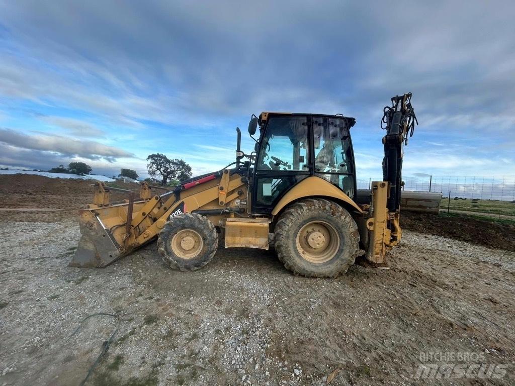 CAT 432 E Tractopelle