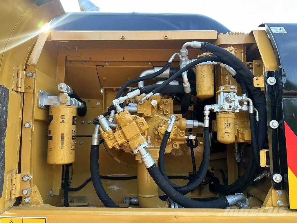 CAT 330 D Pelle sur chenilles