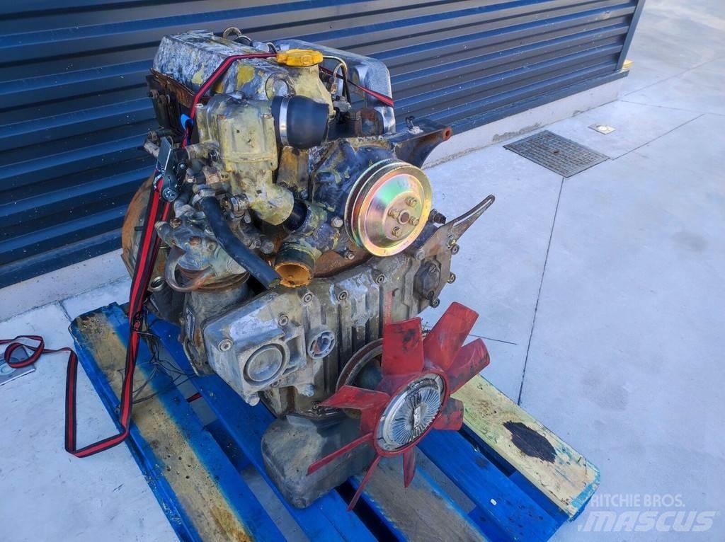 Nissan B440 Moteur