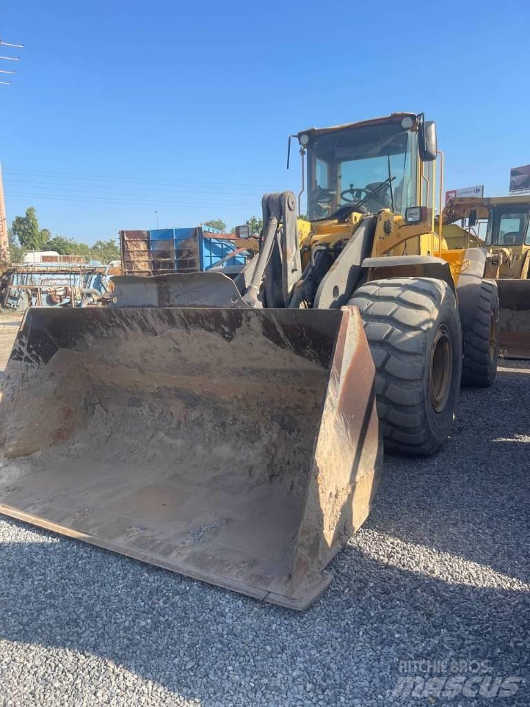 Volvo L 120 E Chargeuse sur pneus