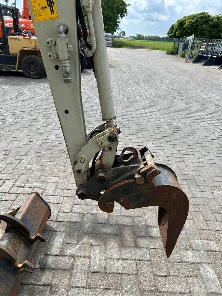 Takeuchi TB 216 Mini pelle < 7t