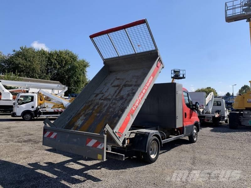Iveco 35C12 - Tipper Camion benne