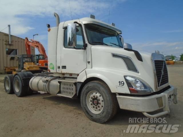 Volvo VNL Tracteur routier