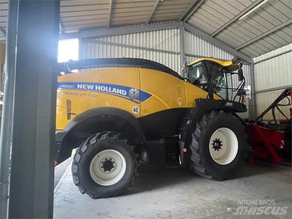 New Holland FR550 Ensileuse automotrice