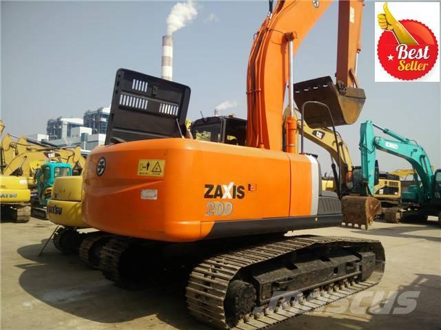 Hitachi ZX 200 Pelle sur chenilles