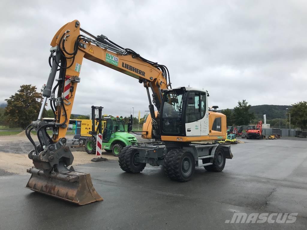 Liebherr A 918 Pelle sur pneus