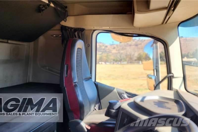 Volvo FH440 Autre camion