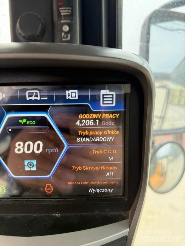 Hyundai HL 960 Chargeuse sur pneus