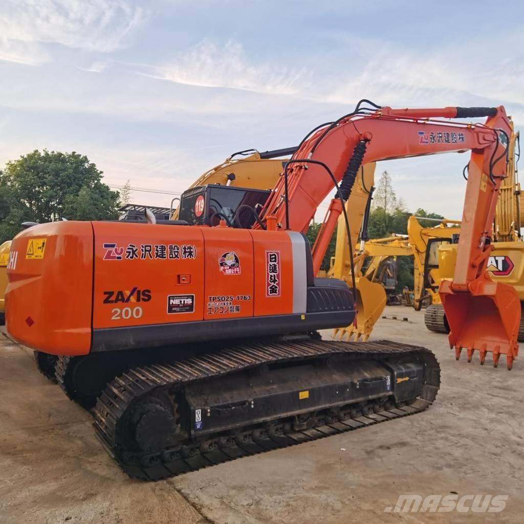 Hitachi ZX 200 Pelle sur chenilles