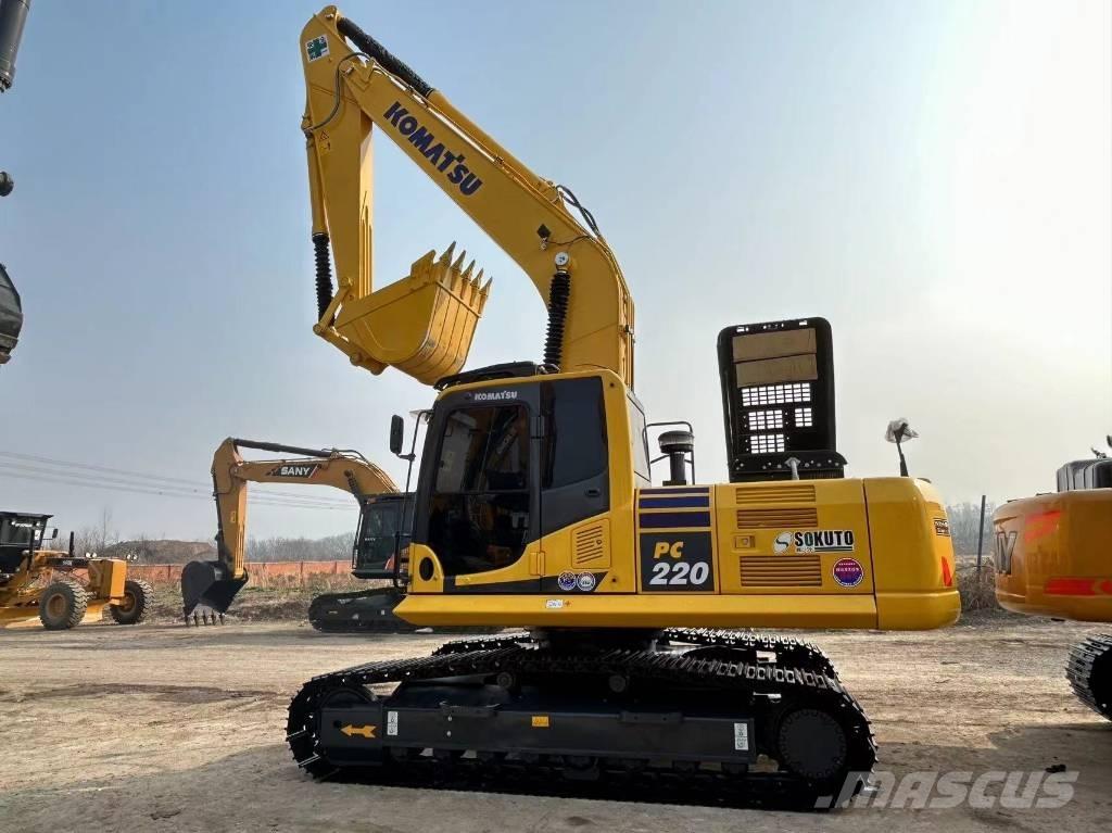 Komatsu 220 Pelle sur chenilles