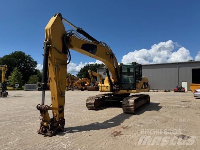 CAT 323 D L Pelle sur chenilles