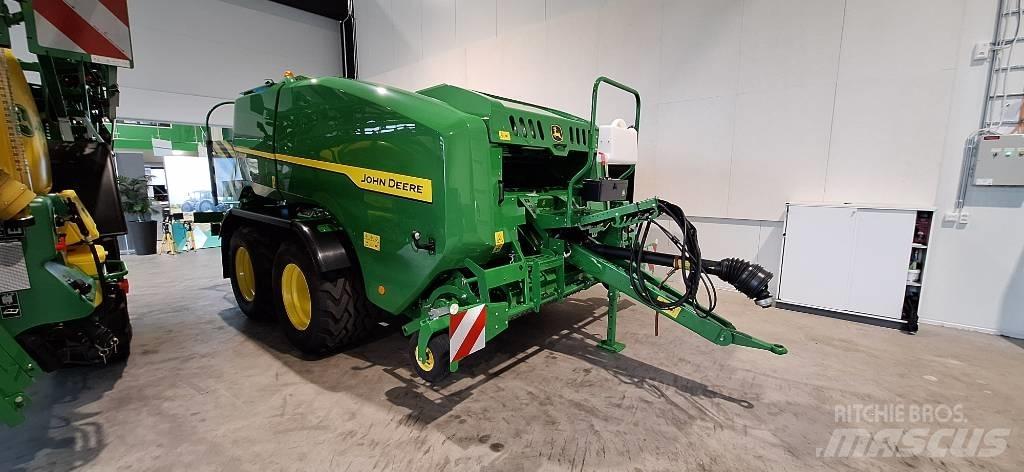 John Deere C441R Presse à balle ronde