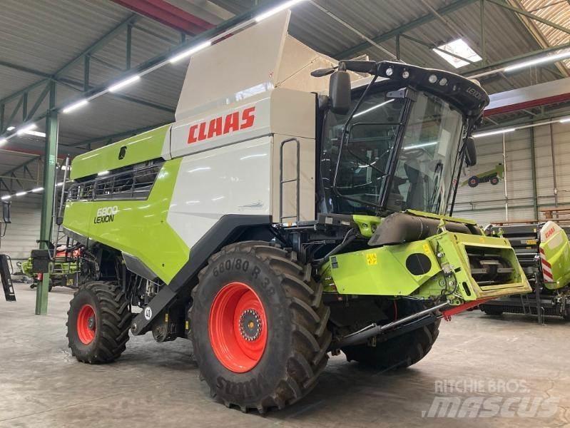 CLAAS LEXION 6800 Moissonneuse batteuse