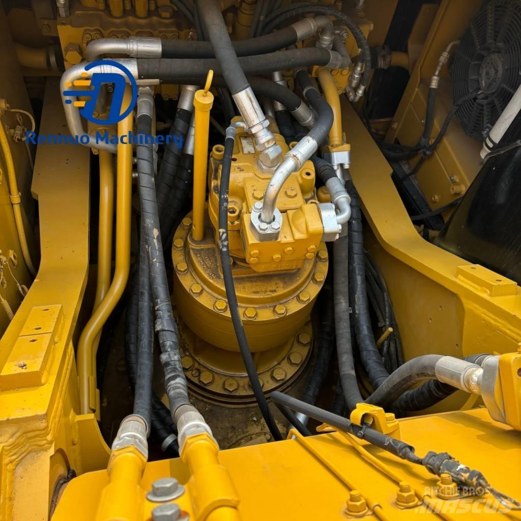 CAT 326D2 Pelle sur chenilles