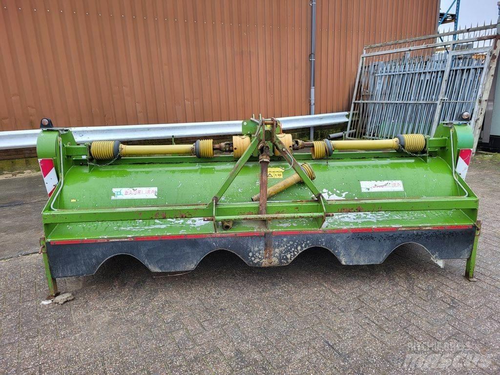 Baselier LKB 320 Voiture