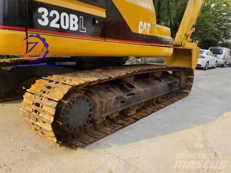 CAT 320 B L Pelle sur chenilles