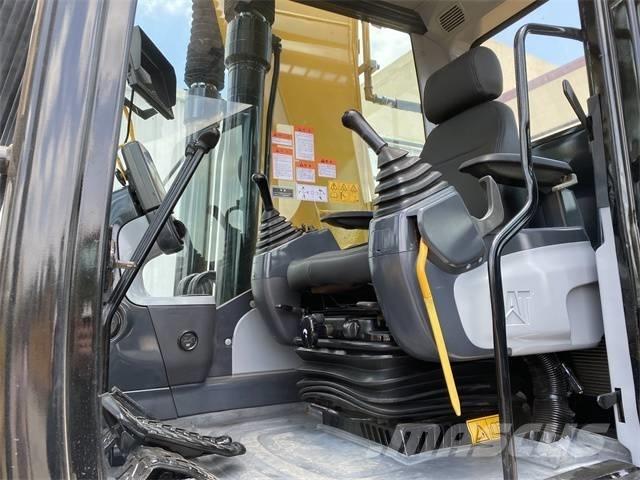 CAT 320 D Pelle sur chenilles