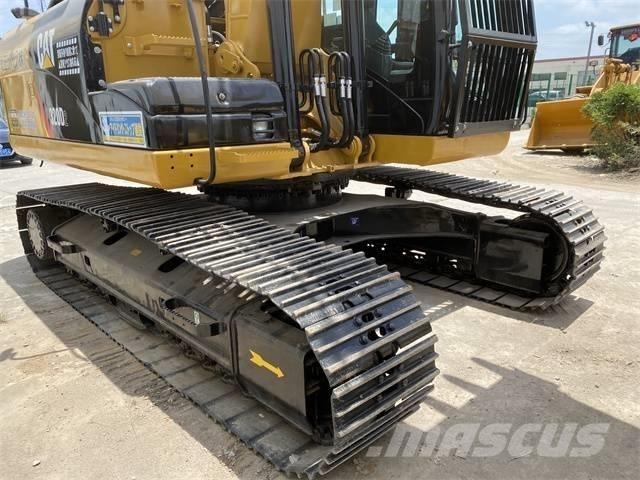 CAT 320 D Pelle sur chenilles