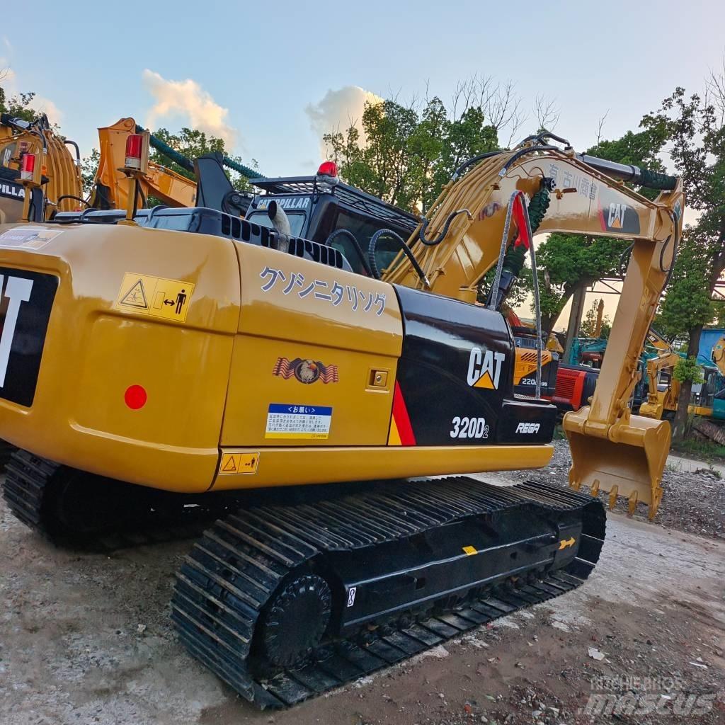 CAT 320 D Pelle sur chenilles