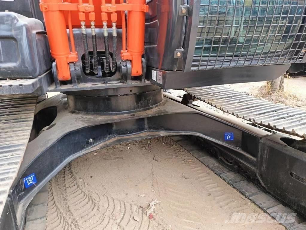 Hitachi ZX120-6 Pelle sur chenilles