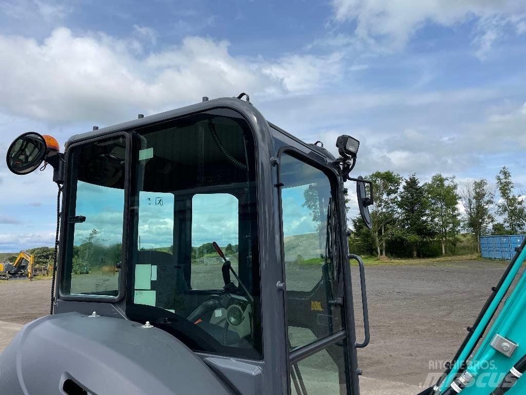 Kobelco SK30SR-6E Mini pelle < 7t