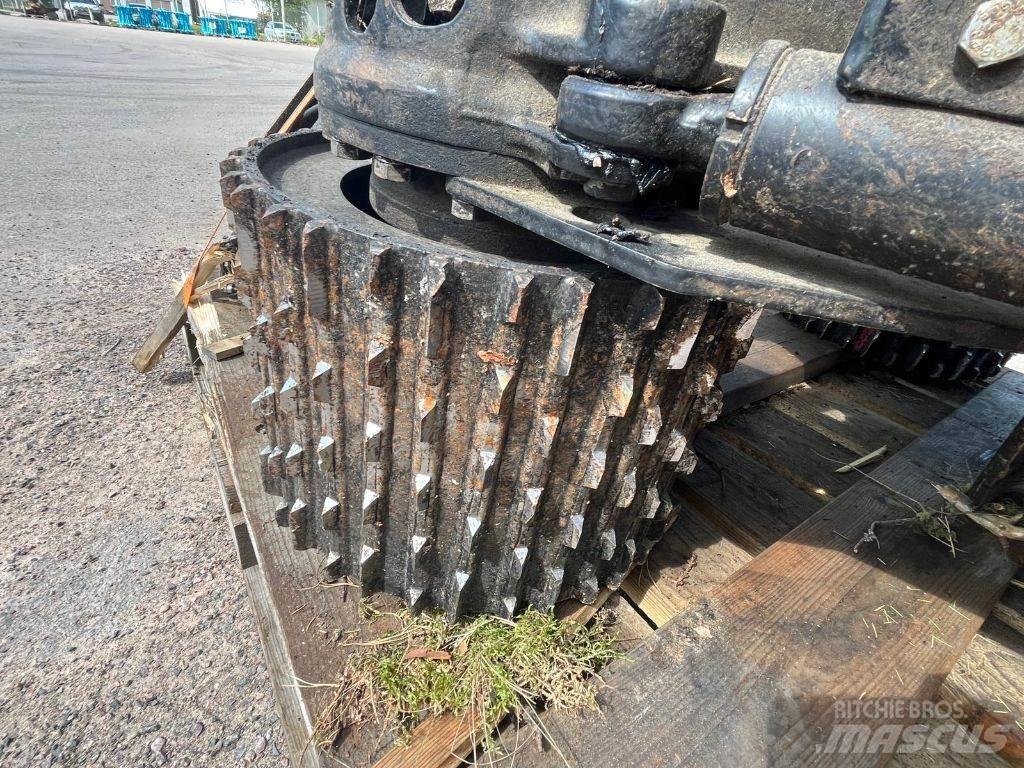 Komatsu S92 Tête d'abattage / ébranchage