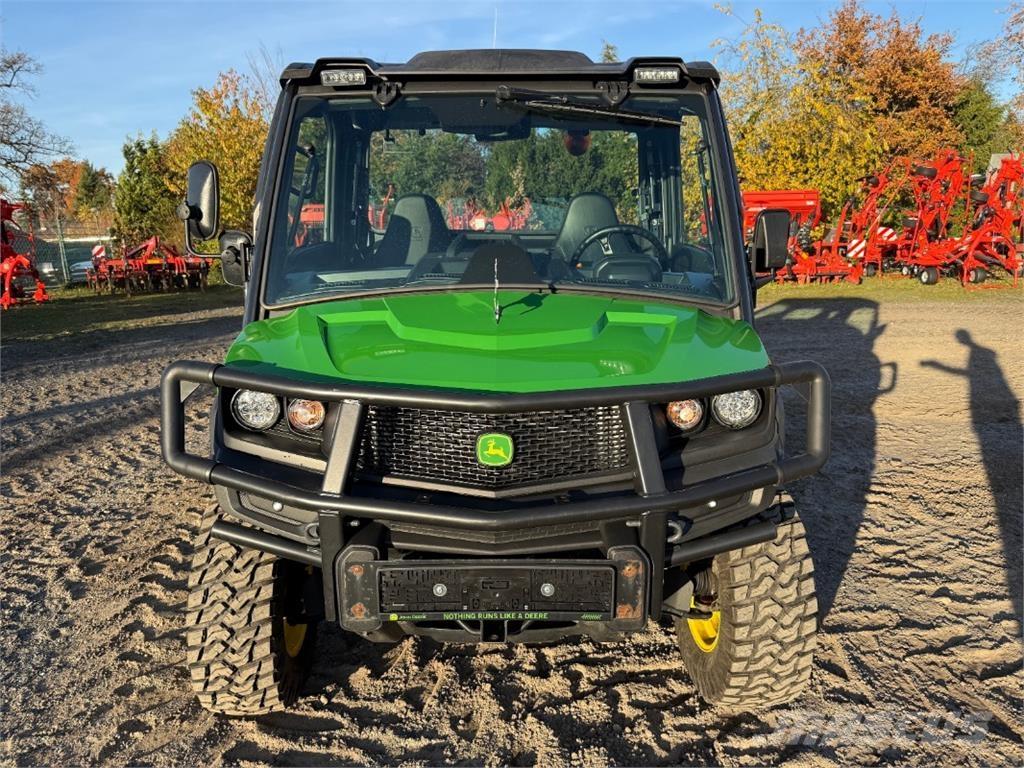 John Deere 835M Agriculture - Autres