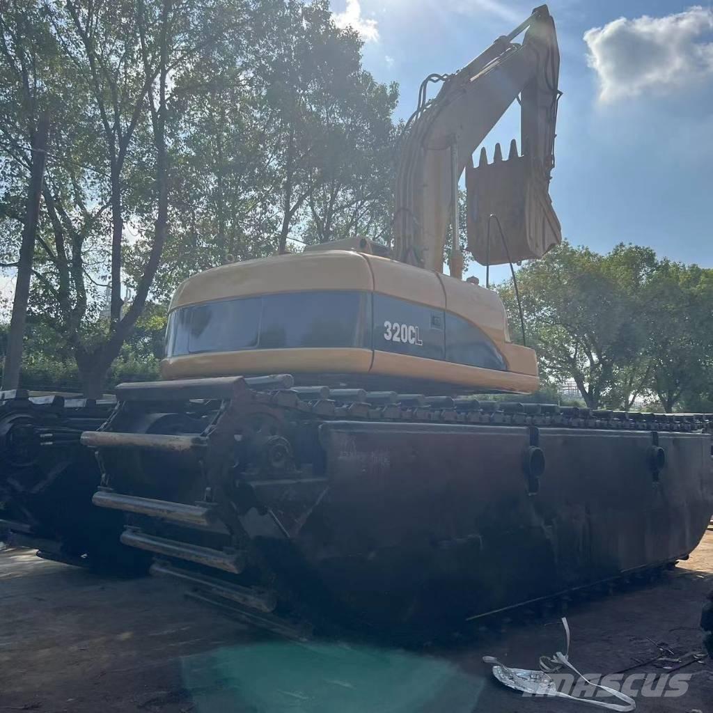 CAT 320 C Pelles amphibies